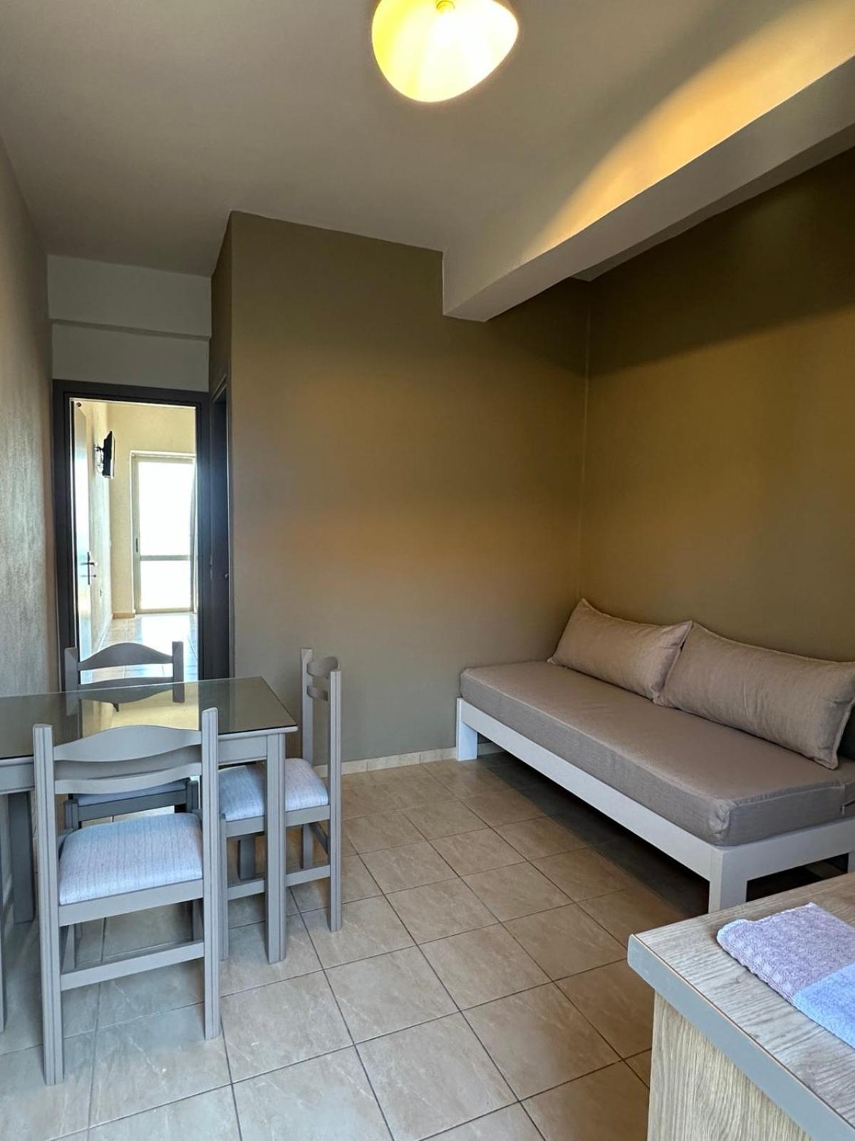 Blue Sky Hotel Apartments Réthymnon Extérieur photo